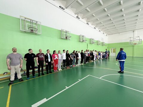 День защитников Отечества и 8 марта
